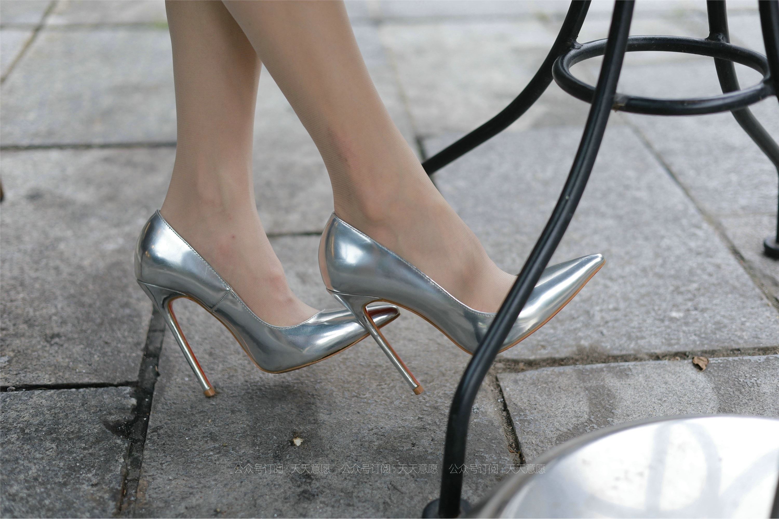 IESS异思趣向  2021.07.22 丝享家867：小六《格子连衣裙》